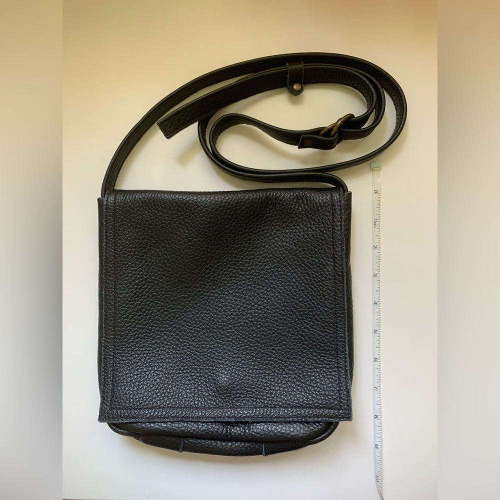 DARK BLUE SHOULDER SATCHEL BAG